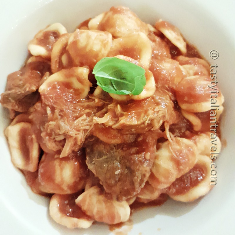 Orecchiette al ragù, a traditional dish from Puglia