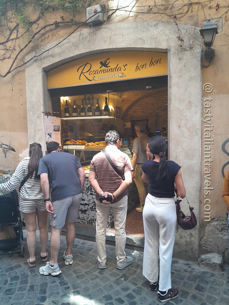 Rosamunda’s pizza on Via dei Coronari near Piazza Navona in Rome