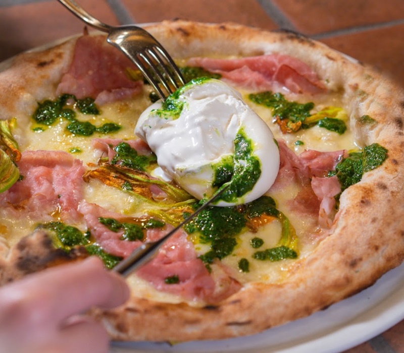 Pizza with burrata