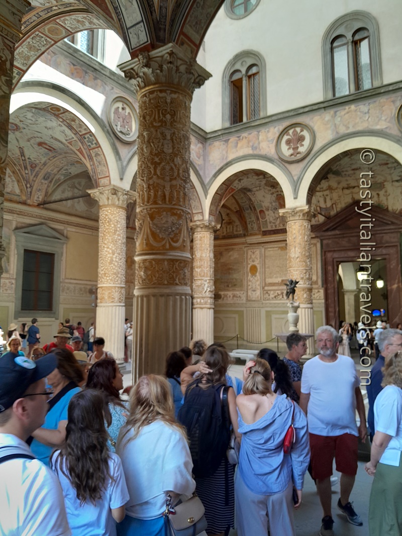 how many days florence crowds