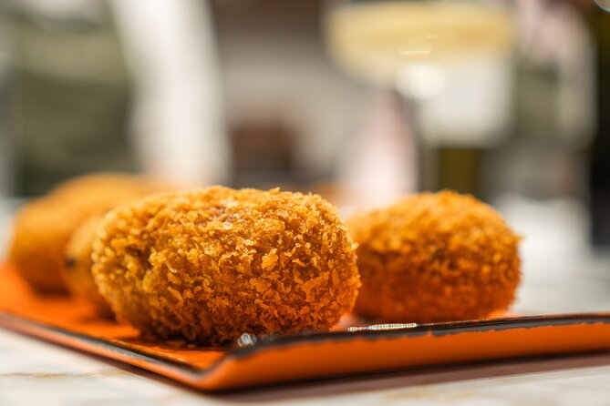 This is the only cooking class in Rome featuring supplĂŹ, a beloved staple of Roman street cuisine! This is the only cooking class in Rome featuring supplĂŹ, a beloved staple of Roman street cuisine!