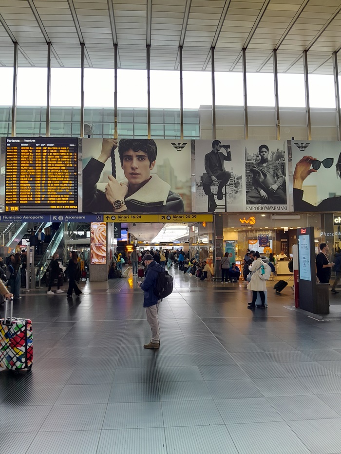 Roma Termini - Rome's main train station Roma Termini - Rome's main train station