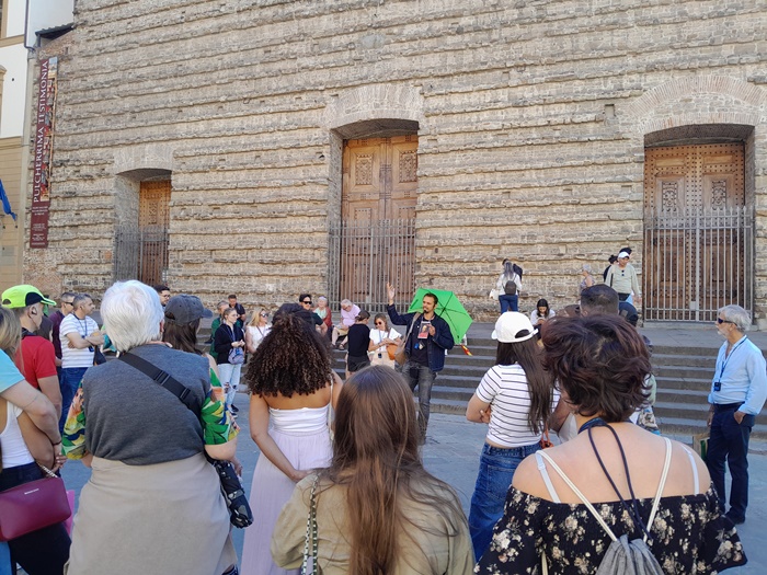 Florence walking tour group – great option for a day trip from Rome Tour group exploring Florence’s historic center—perfect for a Rome to Florence day trip