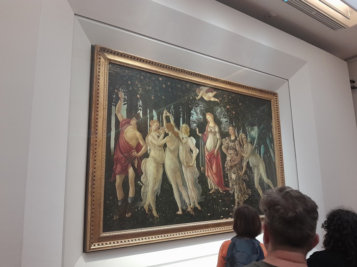 Exploring the Uffizi Gallery on a Day Trip from Rome to Florence Visiting the Uffizi Gallery in Florence during our Rome to Florence day trip