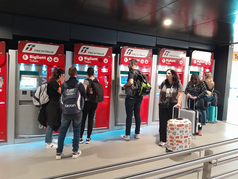 You’ll find plenty of ticket machines near the train platform at Fiumicino Airport