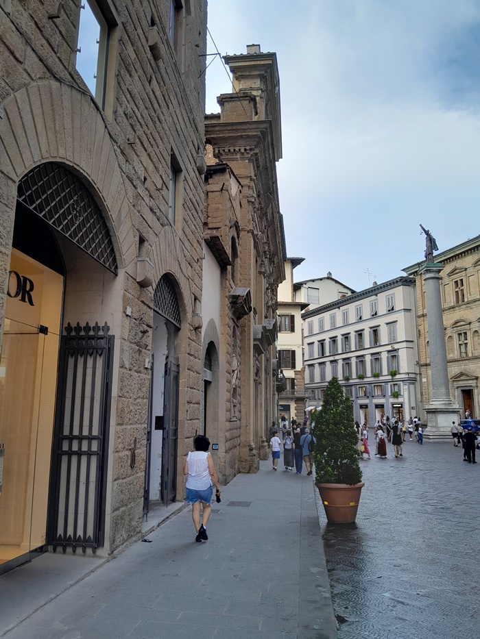 Piazza Santa Trinita in Florence